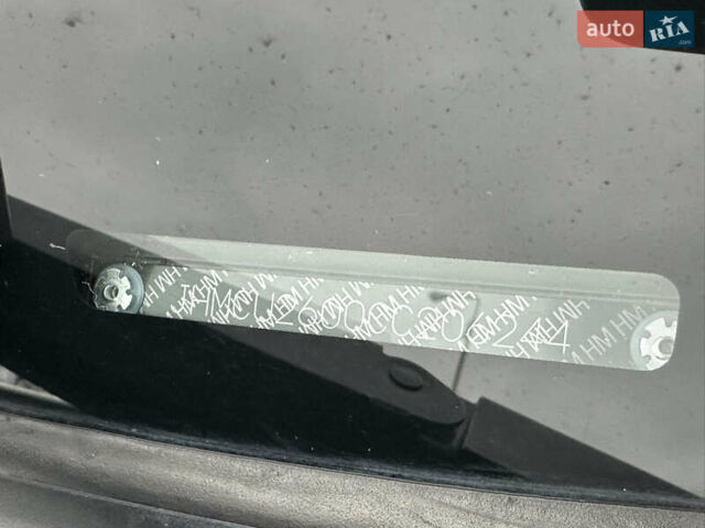 Белый Хонда Аккорд, объемом двигателя 2.4 л и пробегом 227 тыс. км за 9999 $, фото 20 на Automoto.ua