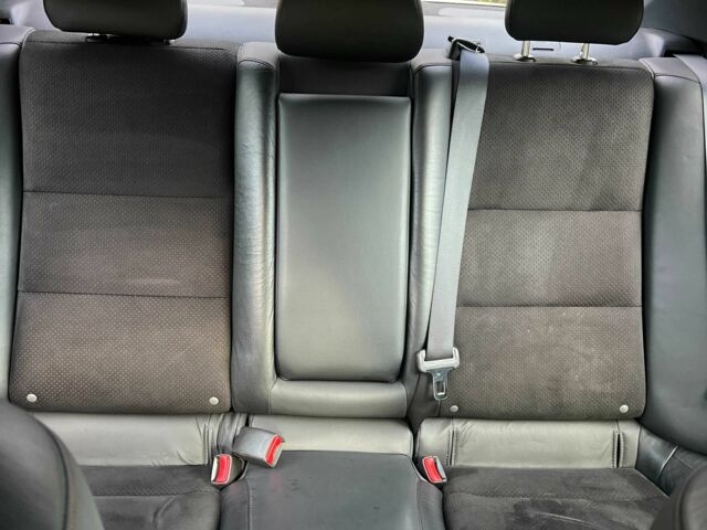 Белый Хонда Аккорд, объемом двигателя 2.4 л и пробегом 160 тыс. км за 11500 $, фото 9 на Automoto.ua