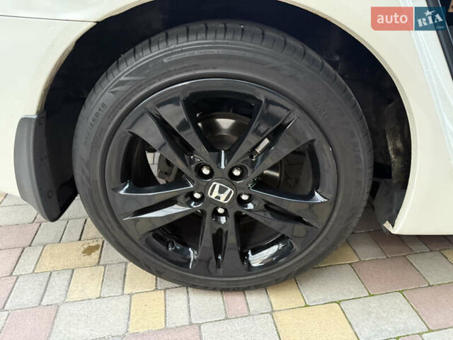 Белый Хонда Аккорд, объемом двигателя 2 л и пробегом 123 тыс. км за 11999 $, фото 17 на Automoto.ua