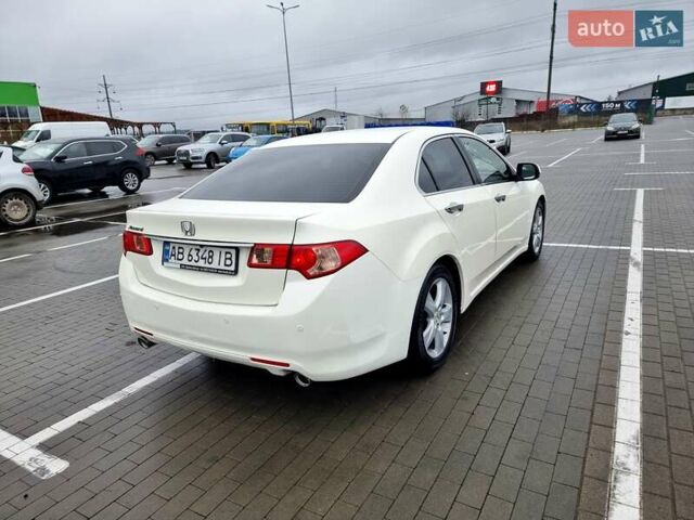 Белый Хонда Аккорд, объемом двигателя 2.35 л и пробегом 227 тыс. км за 10950 $, фото 13 на Automoto.ua
