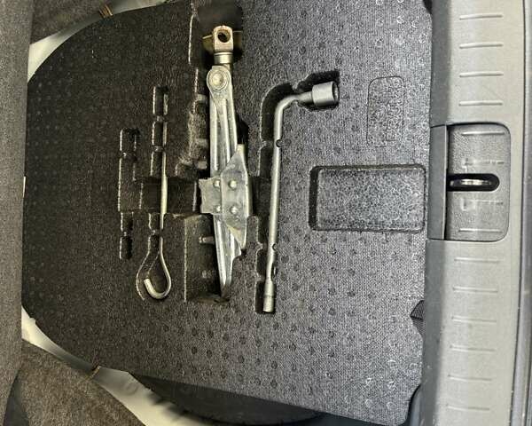 Белый Хонда Аккорд, объемом двигателя 2.35 л и пробегом 195 тыс. км за 10800 $, фото 82 на Automoto.ua