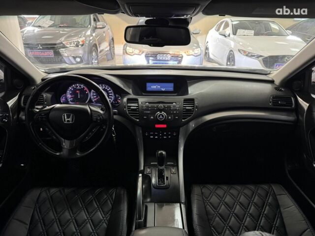 Белый Хонда Аккорд, объемом двигателя 0 л и пробегом 189 тыс. км за 9900 $, фото 4 на Automoto.ua