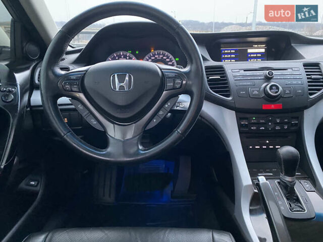 Білий Хонда Аккорд, об'ємом двигуна 2.35 л та пробігом 179 тис. км за 10500 $, фото 18 на Automoto.ua