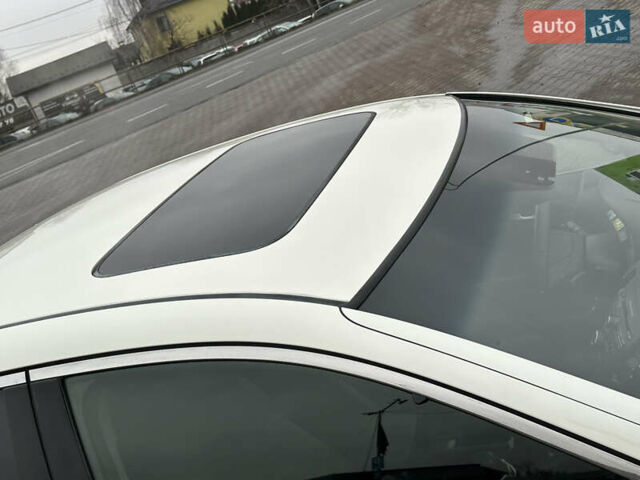 Белый Хонда Аккорд, объемом двигателя 2.4 л и пробегом 227 тыс. км за 9999 $, фото 8 на Automoto.ua