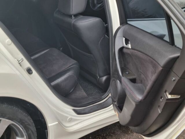 Белый Хонда Аккорд, объемом двигателя 2.4 л и пробегом 164 тыс. км за 249 $, фото 12 на Automoto.ua