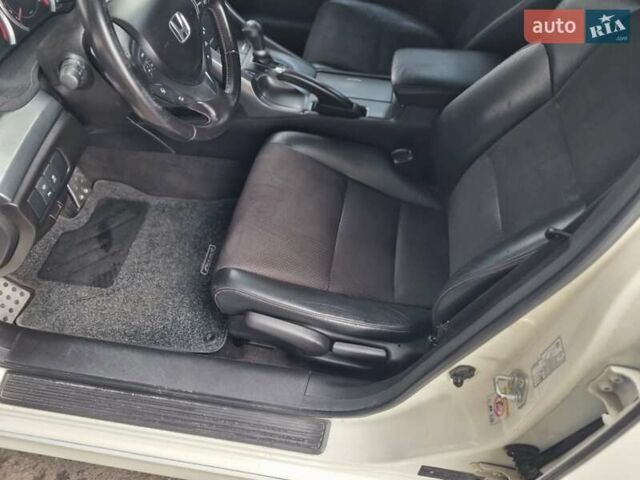 Білий Хонда Аккорд, об'ємом двигуна 2.4 л та пробігом 164 тис. км за 10950 $, фото 13 на Automoto.ua