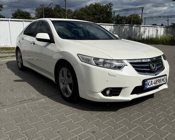 Білий Хонда Аккорд, об'ємом двигуна 2 л та пробігом 178 тис. км за 12500 $, фото 1 на Automoto.ua