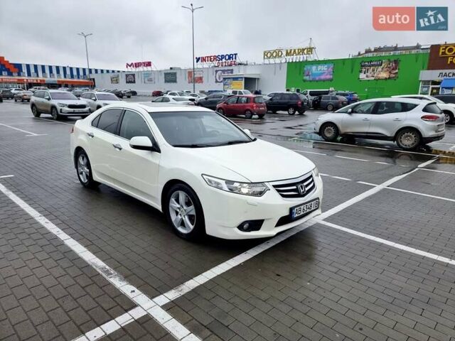 Белый Хонда Аккорд, объемом двигателя 2.35 л и пробегом 227 тыс. км за 10950 $, фото 23 на Automoto.ua