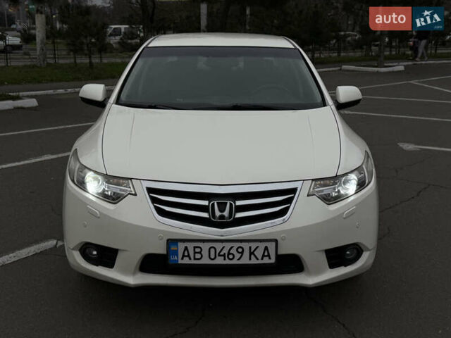 Белый Хонда Аккорд, объемом двигателя 2.2 л и пробегом 170 тыс. км за 10900 $, фото 7 на Automoto.ua