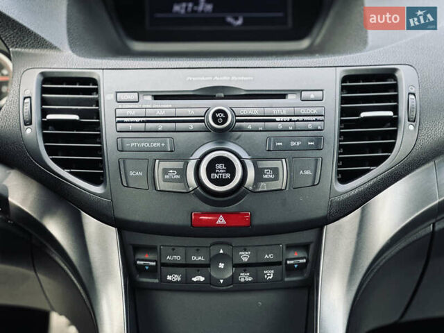 Білий Хонда Аккорд, об'ємом двигуна 2.35 л та пробігом 156 тис. км за 9999 $, фото 31 на Automoto.ua