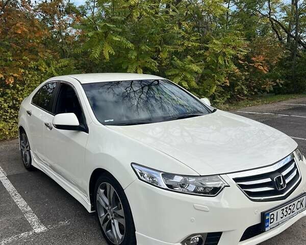 Белый Хонда Аккорд, объемом двигателя 2.4 л и пробегом 160 тыс. км за 11500 $, фото 2 на Automoto.ua