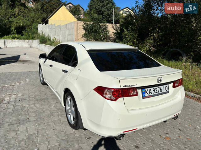 Белый Хонда Аккорд, объемом двигателя 2.35 л и пробегом 170 тыс. км за 13000 $, фото 8 на Automoto.ua