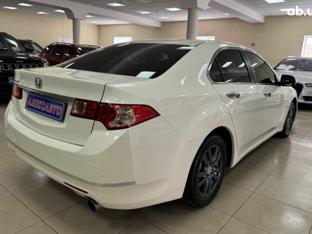 Белый Хонда Аккорд, объемом двигателя 0 л и пробегом 189 тыс. км за 9900 $, фото 2 на Automoto.ua
