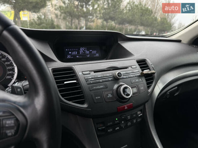 Белый Хонда Аккорд, объемом двигателя 2.2 л и пробегом 170 тыс. км за 10900 $, фото 19 на Automoto.ua