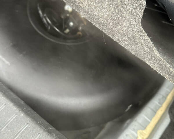 Белый Хонда Аккорд, объемом двигателя 2.4 л и пробегом 227 тыс. км за 9999 $, фото 46 на Automoto.ua