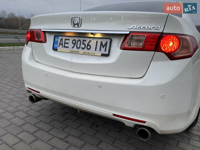 Білий Хонда Аккорд, об'ємом двигуна 2.35 л та пробігом 179 тис. км за 10500 $, фото 39 на Automoto.ua