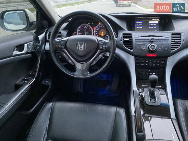 Білий Хонда Аккорд, об'ємом двигуна 2.35 л та пробігом 179 тис. км за 10500 $, фото 17 на Automoto.ua