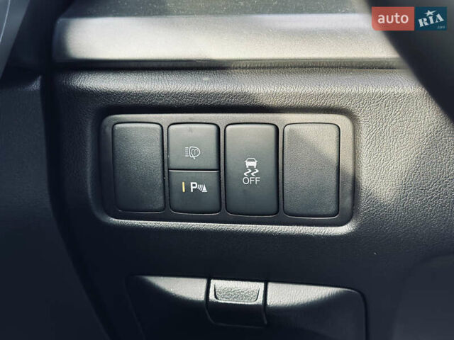 Білий Хонда Аккорд, об'ємом двигуна 2.35 л та пробігом 156 тис. км за 9999 $, фото 41 на Automoto.ua