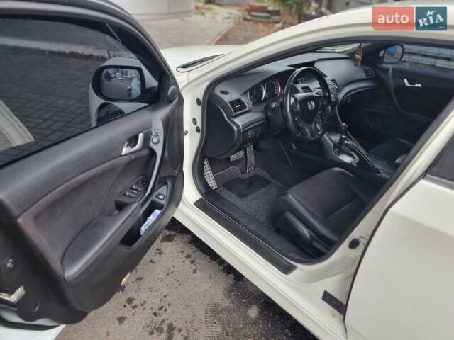 Білий Хонда Аккорд, об'ємом двигуна 2.4 л та пробігом 164 тис. км за 10950 $, фото 11 на Automoto.ua