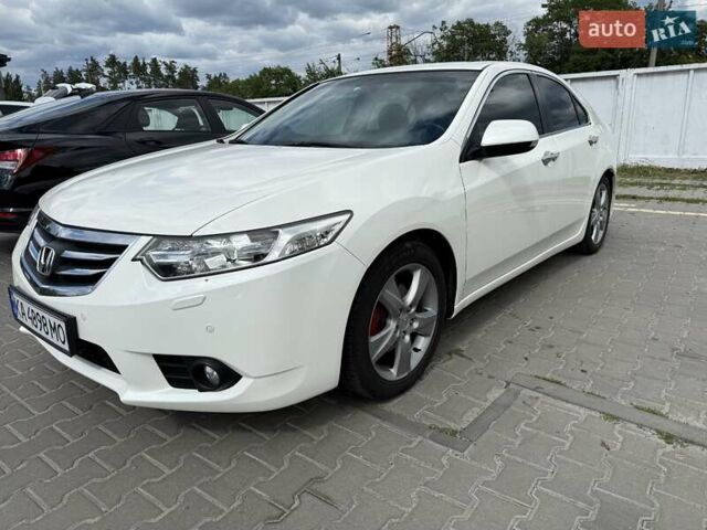 Білий Хонда Аккорд, об'ємом двигуна 2 л та пробігом 178 тис. км за 12500 $, фото 5 на Automoto.ua