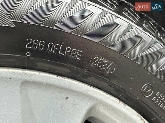 Белый Хонда Аккорд, объемом двигателя 2.4 л и пробегом 227 тыс. км за 9999 $, фото 7 на Automoto.ua