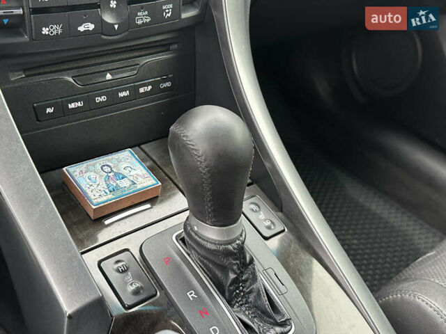 Белый Хонда Аккорд, объемом двигателя 2.4 л и пробегом 227 тыс. км за 9999 $, фото 36 на Automoto.ua