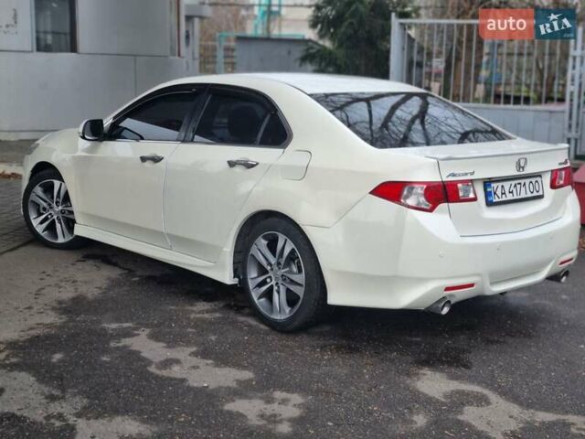 Білий Хонда Аккорд, об'ємом двигуна 2.4 л та пробігом 164 тис. км за 10950 $, фото 7 на Automoto.ua