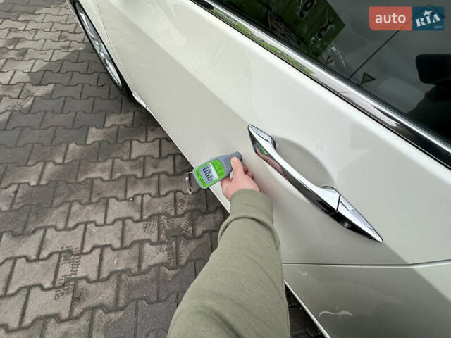 Белый Хонда Аккорд, объемом двигателя 2.4 л и пробегом 227 тыс. км за 9999 $, фото 71 на Automoto.ua