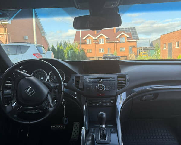 Белый Хонда Аккорд, объемом двигателя 2.35 л и пробегом 229 тыс. км за 11500 $, фото 7 на Automoto.ua