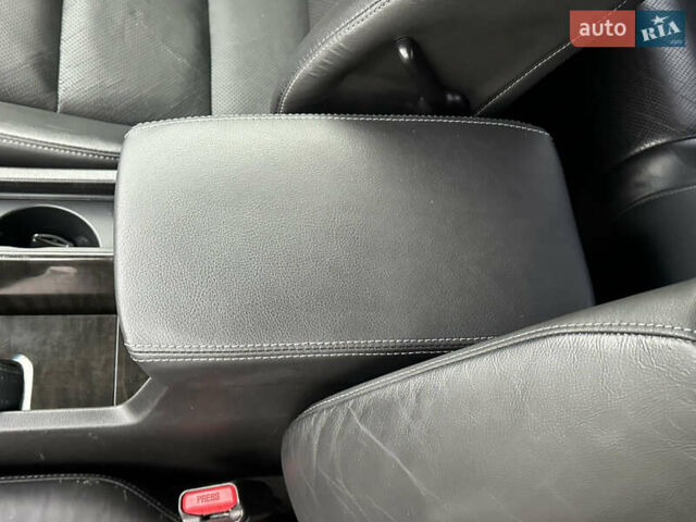 Белый Хонда Аккорд, объемом двигателя 2.4 л и пробегом 227 тыс. км за 9999 $, фото 32 на Automoto.ua