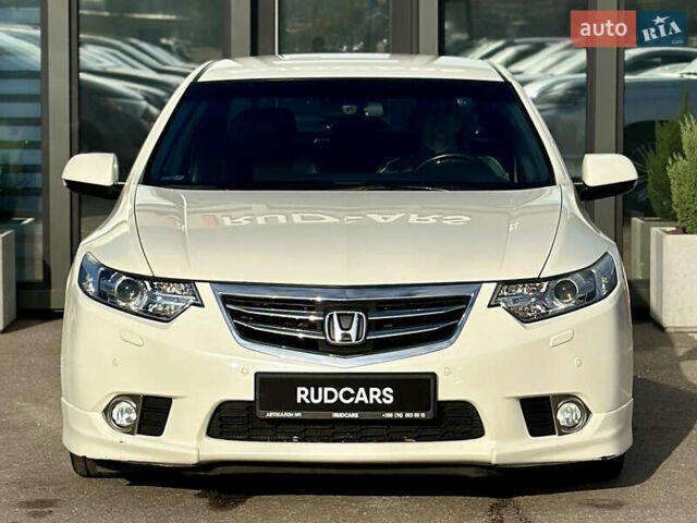 Білий Хонда Аккорд, об'ємом двигуна 2.35 л та пробігом 156 тис. км за 9999 $, фото 1 на Automoto.ua