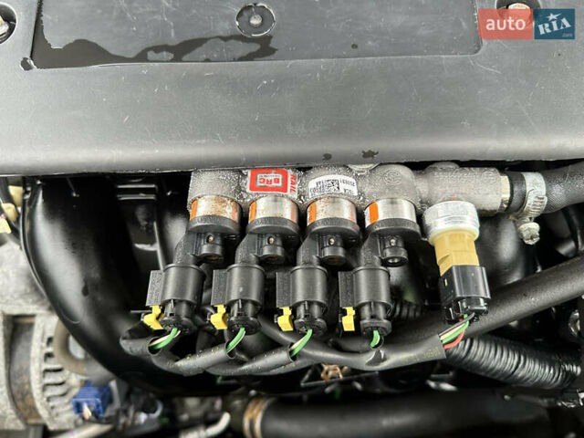 Белый Хонда Аккорд, объемом двигателя 2.4 л и пробегом 227 тыс. км за 9999 $, фото 60 на Automoto.ua