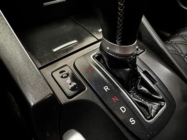 Белый Хонда Аккорд, объемом двигателя 2 л и пробегом 189 тыс. км за 9900 $, фото 15 на Automoto.ua