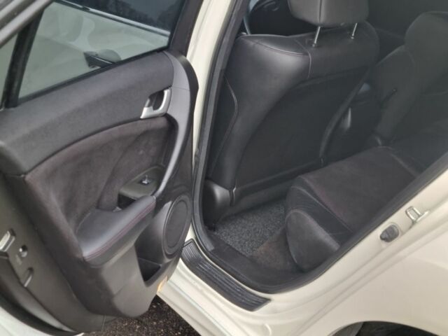 Белый Хонда Аккорд, объемом двигателя 2.4 л и пробегом 164 тыс. км за 249 $, фото 11 на Automoto.ua