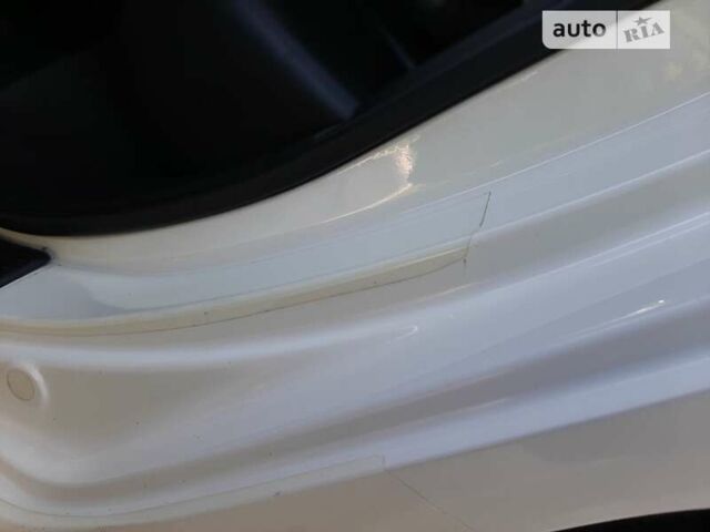 Білий Хонда Аккорд, об'ємом двигуна 2.35 л та пробігом 248 тис. км за 12550 $, фото 28 на Automoto.ua