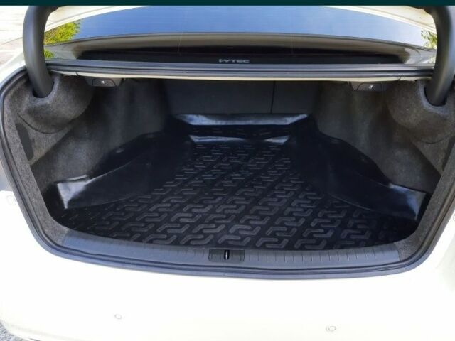 Белый Хонда Аккорд, объемом двигателя 2.4 л и пробегом 137 тыс. км за 12199 $, фото 10 на Automoto.ua