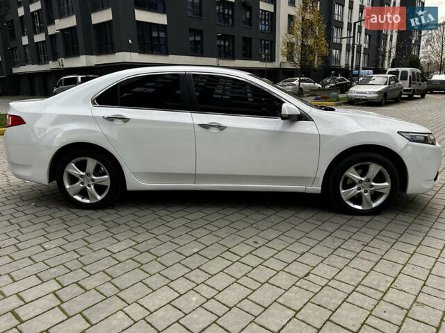 Белый Хонда Аккорд, объемом двигателя 2 л и пробегом 231 тыс. км за 8950 $, фото 9 на Automoto.ua