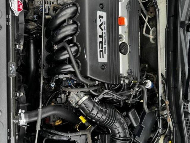 Белый Хонда Аккорд, объемом двигателя 2.4 л и пробегом 169 тыс. км за 10999 $, фото 8 на Automoto.ua