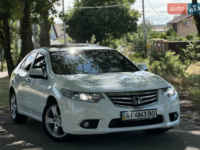 Білий Хонда Аккорд, об'ємом двигуна 2.35 л та пробігом 166 тис. км за 11799 $, фото 9 на Automoto.ua