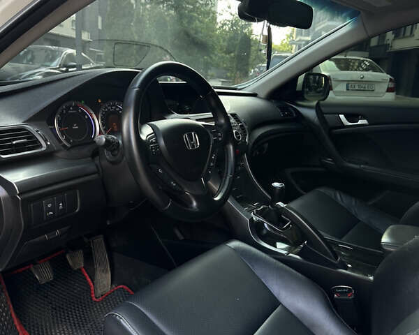 Білий Хонда Аккорд, об'ємом двигуна 2.2 л та пробігом 267 тис. км за 10600 $, фото 8 на Automoto.ua
