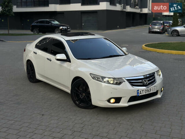 Білий Хонда Аккорд, об'ємом двигуна 2.2 л та пробігом 267 тис. км за 10600 $, фото 7 на Automoto.ua