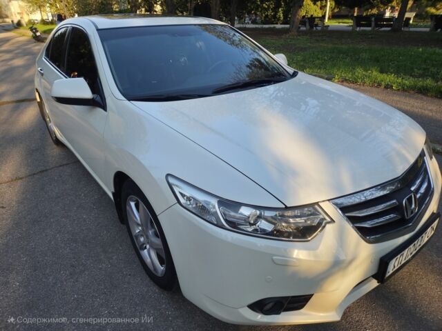Белый Хонда Аккорд, объемом двигателя 2.4 л и пробегом 137 тыс. км за 12199 $, фото 6 на Automoto.ua