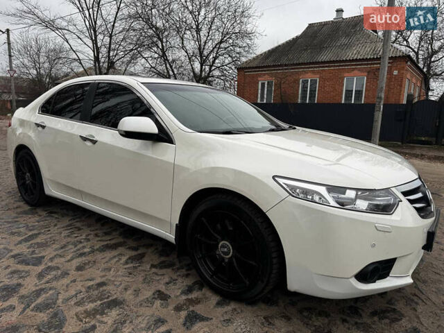 Білий Хонда Аккорд, об'ємом двигуна 2.4 л та пробігом 169 тис. км за 11350 $, фото 9 на Automoto.ua