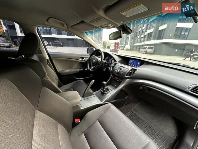 Белый Хонда Аккорд, объемом двигателя 2 л и пробегом 231 тыс. км за 8950 $, фото 25 на Automoto.ua