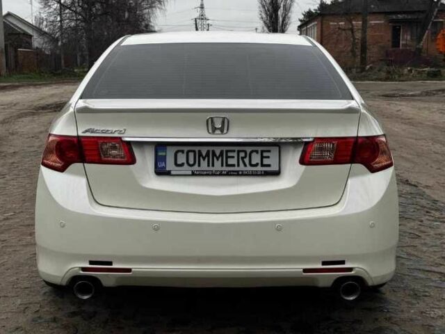 Белый Хонда Аккорд, объемом двигателя 0 л и пробегом 169 тыс. км за 5000 $, фото 1 на Automoto.ua