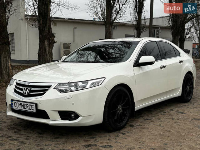 Білий Хонда Аккорд, об'ємом двигуна 2.4 л та пробігом 169 тис. км за 11350 $, фото 3 на Automoto.ua