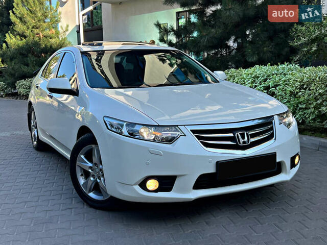 Білий Хонда Аккорд, об'ємом двигуна 2.4 л та пробігом 167 тис. км за 12450 $, фото 56 на Automoto.ua