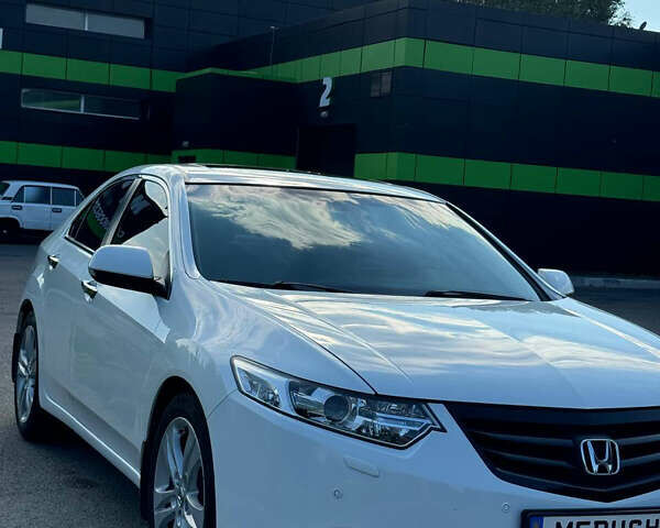 Белый Хонда Аккорд, объемом двигателя 2 л и пробегом 113 тыс. км за 12300 $, фото 1 на Automoto.ua