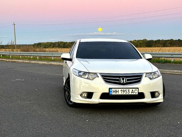 Білий Хонда Аккорд, об'ємом двигуна 2.4 л та пробігом 209 тис. км за 12000 $, фото 8 на Automoto.ua