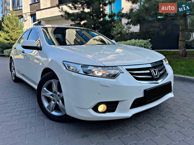 Білий Хонда Аккорд, об'ємом двигуна 2.4 л та пробігом 167 тис. км за 12450 $, фото 20 на Automoto.ua